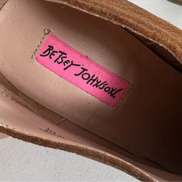 Betsey Johnson Jensen Leather Chestnut Brown Bootie Boots - Picture 6 of 12